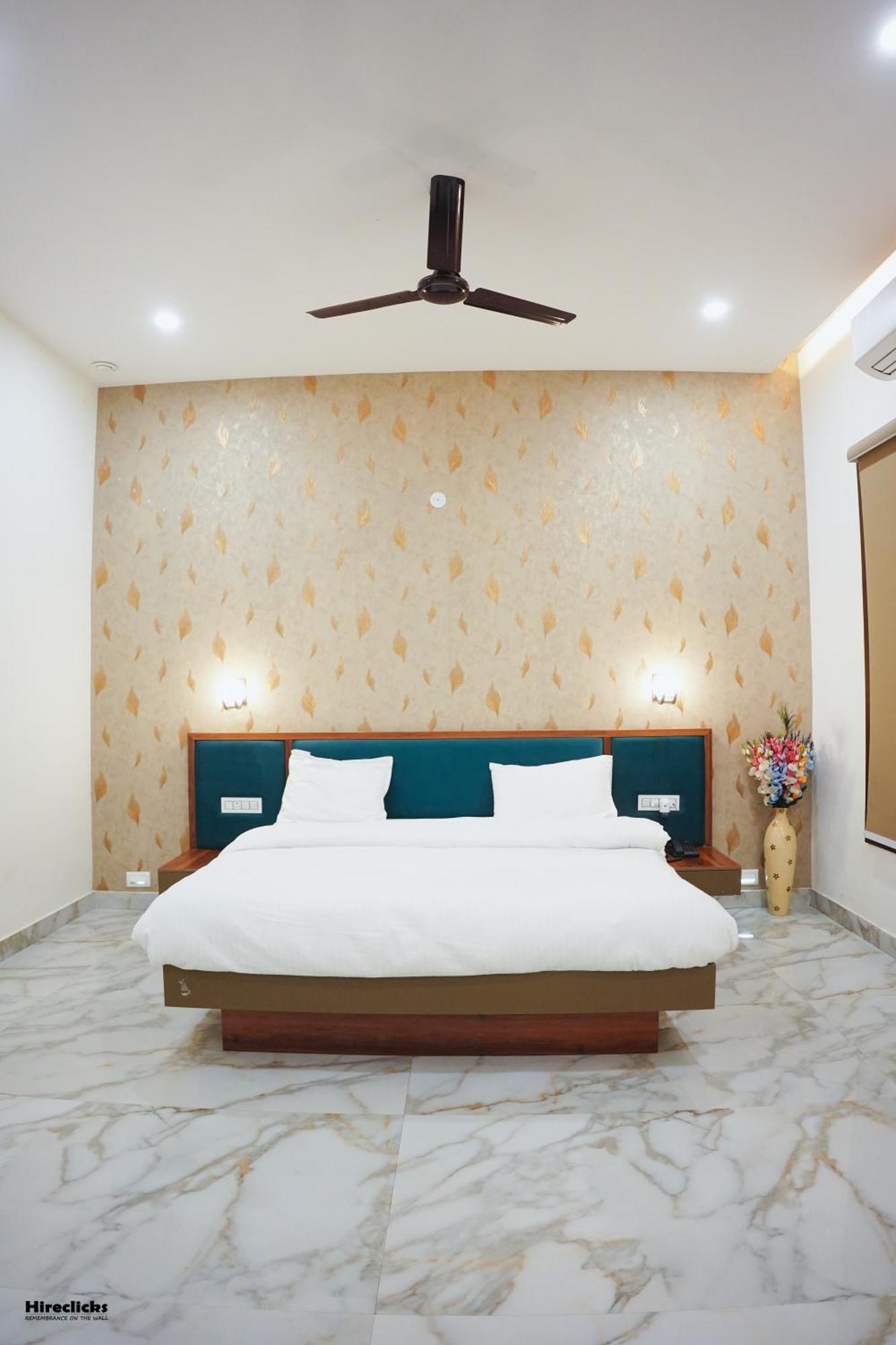 The Krati Resort And Convention Centre Bareilly Exterior foto